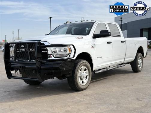 2022 RAM 2500 Tradesman Crew Cab 4x4 8' Box