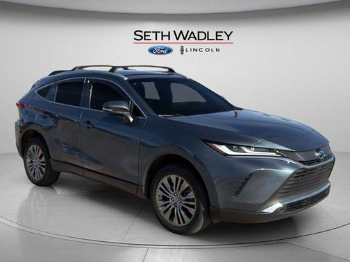 2022 Toyota Venza XLE