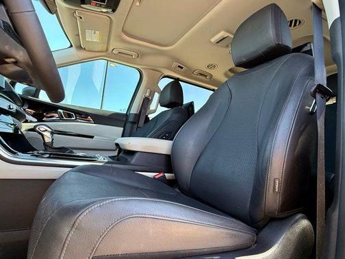 2024 Kia Carnival SX Prestige