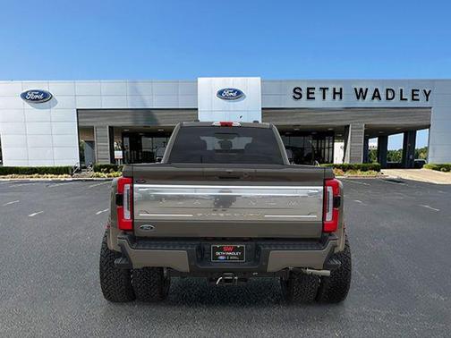 2026 Ford F-450 Platinum