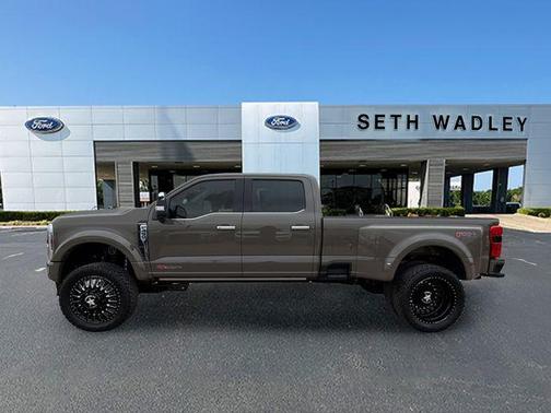 2026 Ford F-450 Platinum