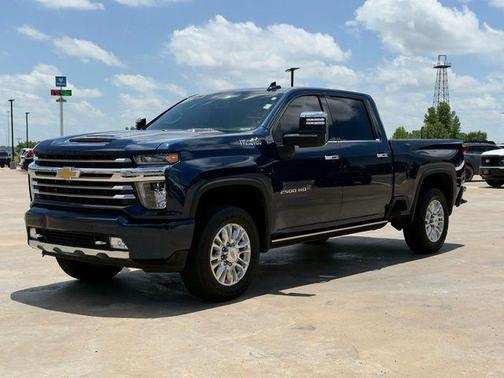 Northsky Blue Metallic 2022 Chevrolet Silverado 2500 High Country