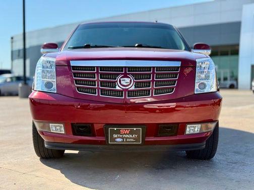 2011 Cadillac Escalade Premium