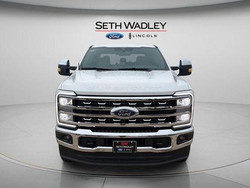 Star White Metallic Tri-Coat 2026 Ford F-350 Lariat