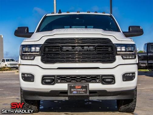 2022 RAM 2500 Limited Crew Cab 4x4 6'4' Box