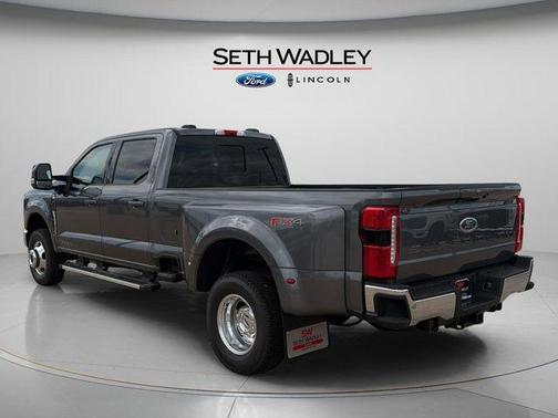 Carbonized Gray Metallic 2026 Ford F-350 Lariat