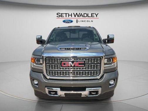 Mineral Metallic 2018 GMC Sierra 3500 Denali