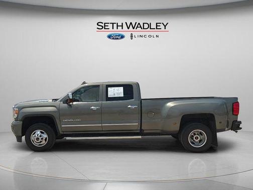 Mineral Metallic 2018 GMC Sierra 3500 Denali