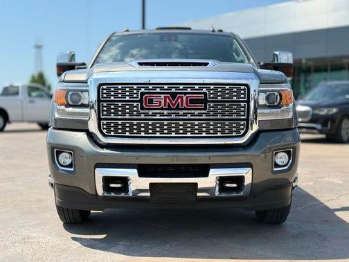 Mineral Metallic 2018 GMC Sierra 3500 Denali