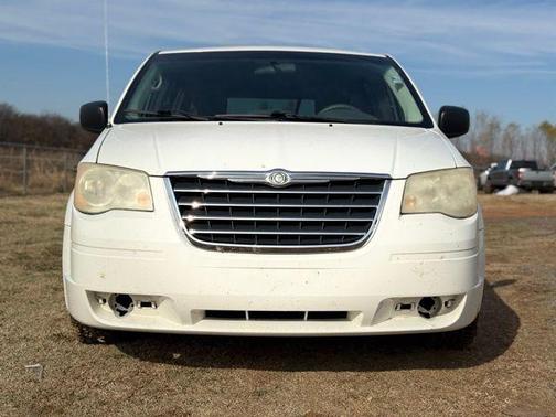 2009 Chrysler Town & Country LX