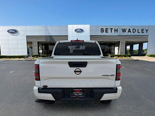 2022 Nissan Frontier PRO-4X