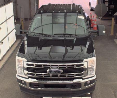 2023 Ford F-350 XLT