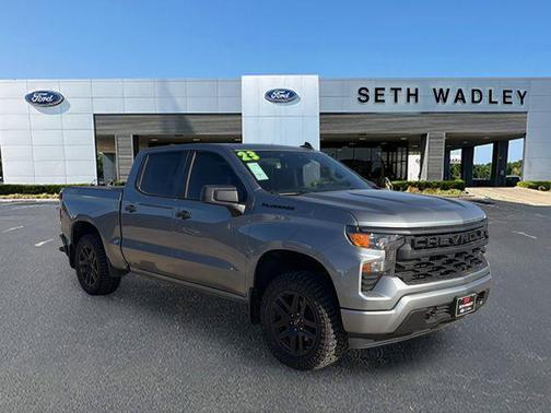 2023 Chevrolet Silverado 1500 Custom