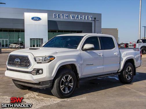2018 Toyota Tacoma TRD Sport