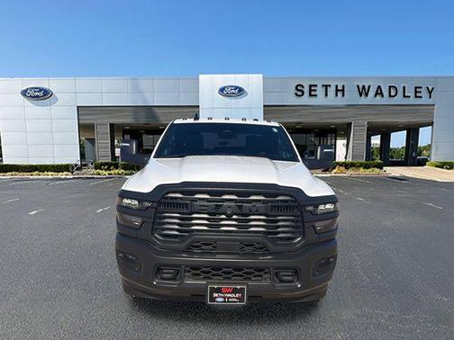 2025 RAM 3500 Tradesman Crew Cab 4x4 8' Box