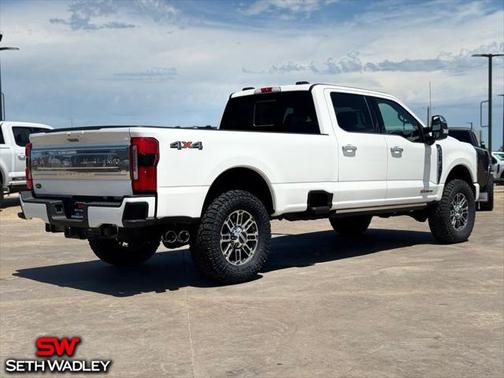 2025 Ford F-350 Platinum