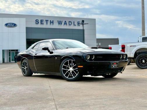 2015 Dodge Challenger SRT 392