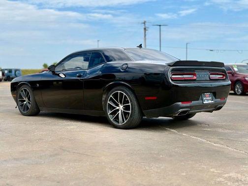 2015 Dodge Challenger SRT 392