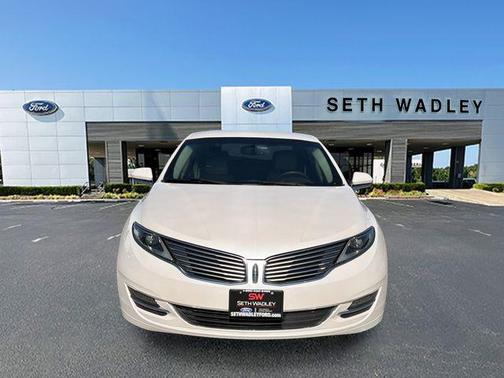 2016 Lincoln MKZ Base