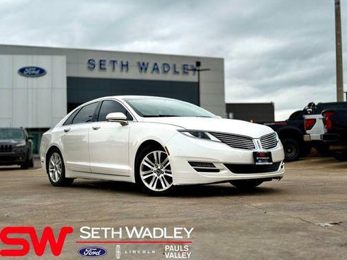 2016 Lincoln MKZ Base