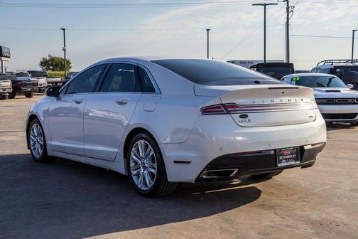 2016 Lincoln MKZ Base