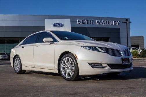 2016 Lincoln MKZ Base