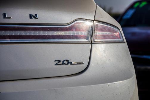 2016 Lincoln MKZ Base