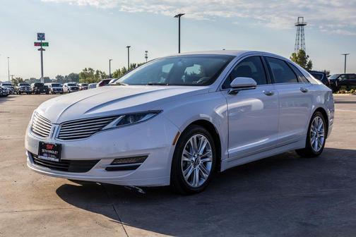 2016 Lincoln MKZ Base