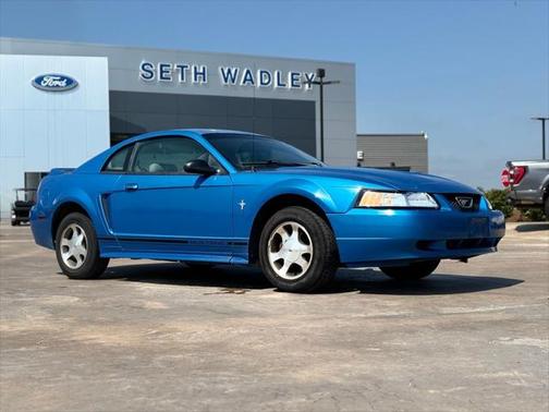 2000 Ford Mustang Base