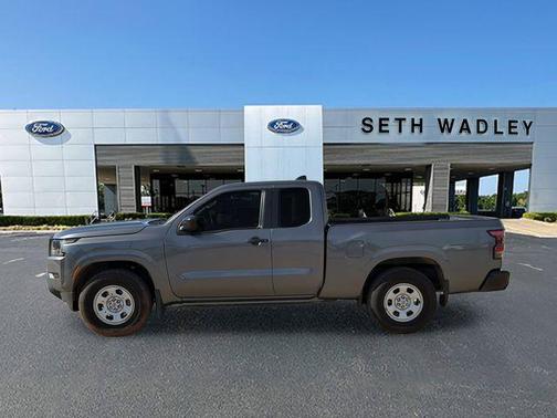 2023 Nissan Frontier S