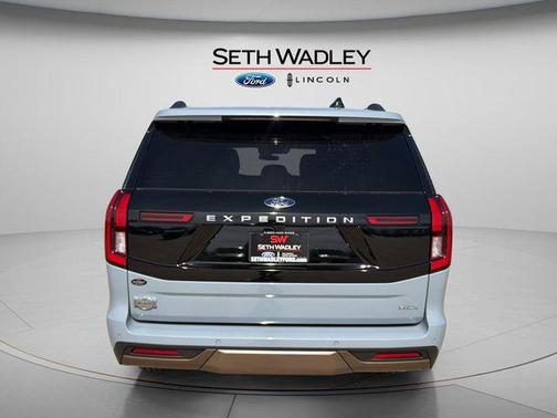 Glacier Gray Metallic Tri-Coat 2026 Ford Expedition Max King Ranch