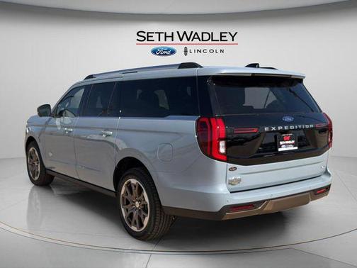 Glacier Gray Metallic Tri-Coat 2026 Ford Expedition Max King Ranch