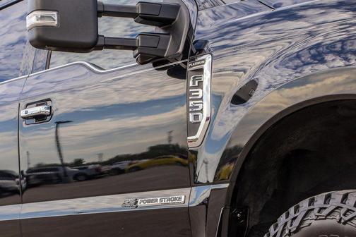 2017 Ford F-350 Platinum