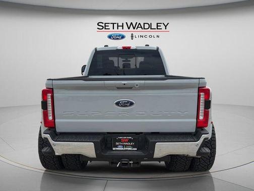 Avalanche 2026 Ford F-450 Lariat