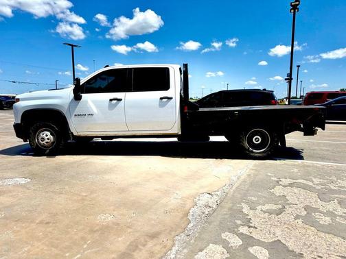 2022 Chevrolet Silverado 3500 WT
