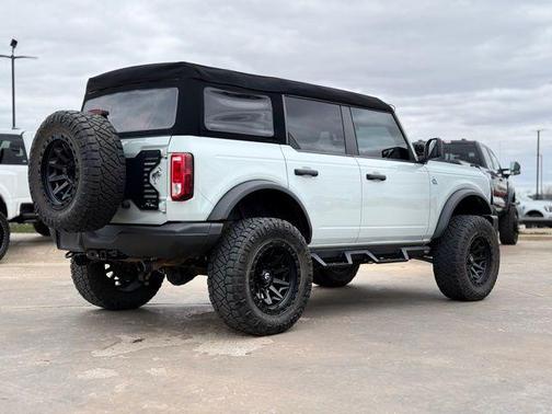 2023 Ford Bronco Black Diamond