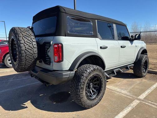 2023 Ford Bronco Black Diamond