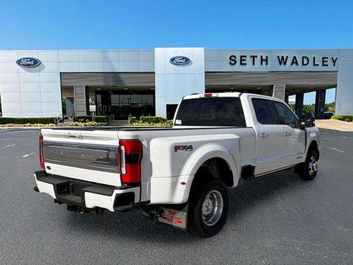 2026 Ford F-350 Platinum