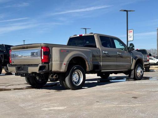 2026 Ford F-450 Platinum