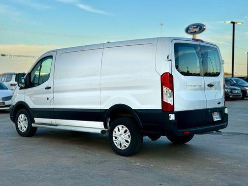 2024 Ford Transit-250 Base