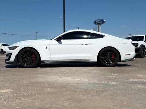 2022 Ford Shelby GT500 Base
