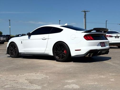 2022 Ford Shelby GT500 Base