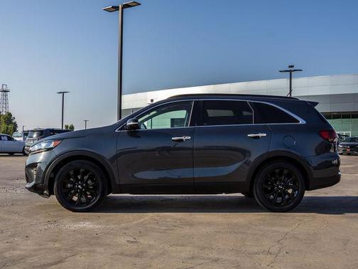 2020 Kia Sorento S