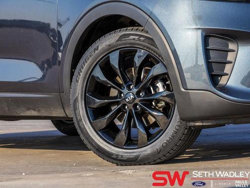 2020 Kia Sorento S