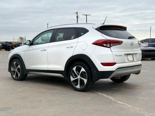 2017 Hyundai TUCSON Sport