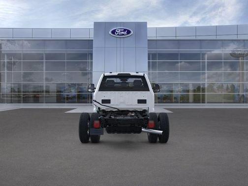 Oxford White 2026 Ford F-350 XL