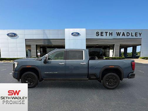 2025 GMC Sierra 3500 Denali