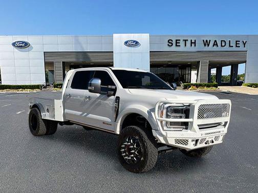 2023 Ford F-450 Platinum