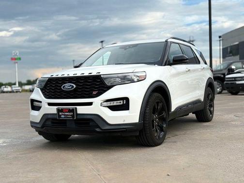 Star White Metallic Tri-Coat 2020 Ford Explorer ST