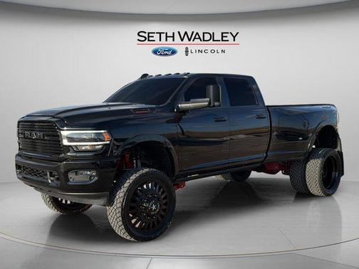 2020 RAM 3500 Laramie Crew Cab 4x4 8' Box